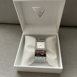 Guess Watch Silver Women’s
